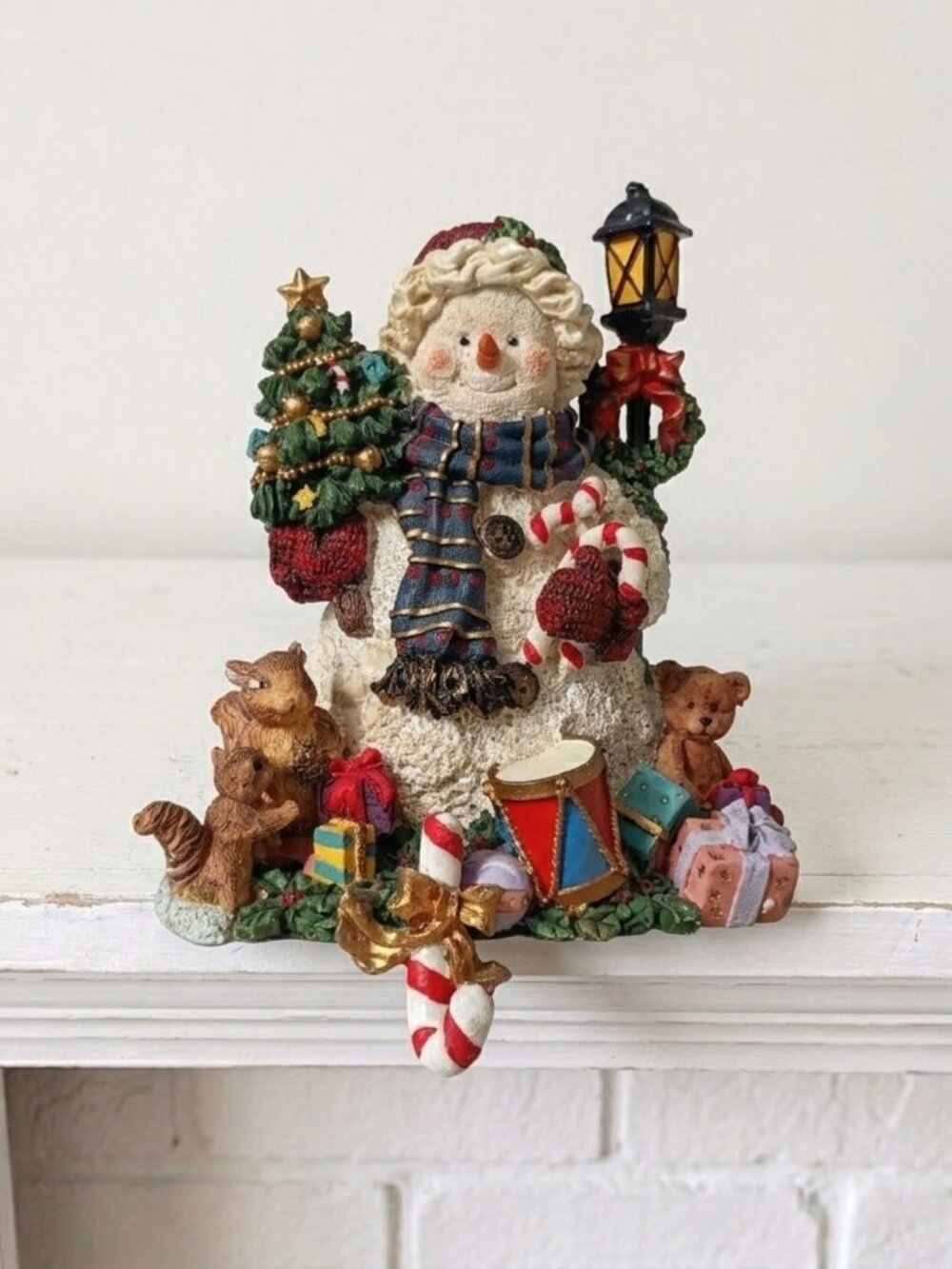Grandeur Noel Collectible Snowman Stocking Holder Heavy Resin Christmas Vintage